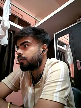 soniriyaa010101 online show from April 2026 08:03:01 PM