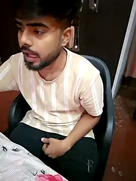 soniriyaa010101 online show from April 2026 06:20:01 PM