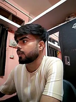 soniriyaa010101 online show from April 2026 03:09:01 PM