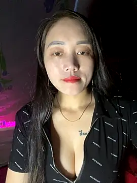 chipp-bong online show from November 2025 12:53:01 AM