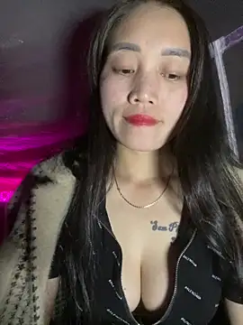 chipp-bong online show from December 2025 01:28:02 PM