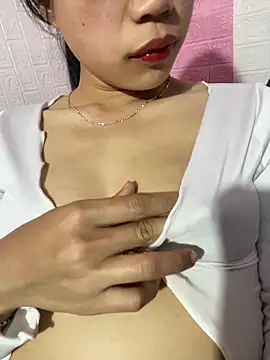 Mollie jane online show from December 2025 01:28:01 PM