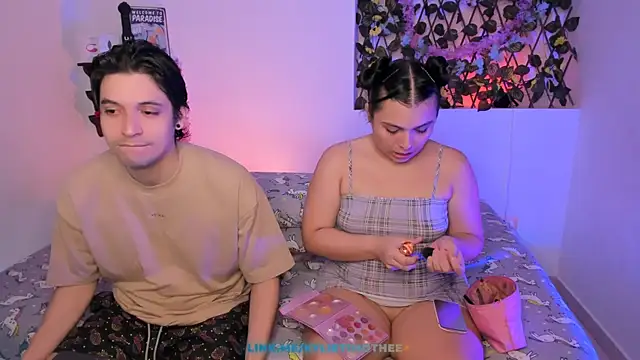 kylietimothee online show from April 2026 05:06:02 PM