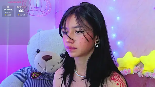 april bennett online show from June 2026 01:30:01 PM