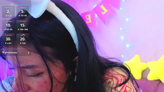 april bennett online show from July 2026 01:39:02 PM