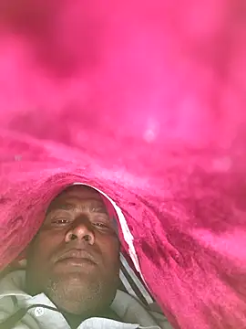 Chanderi19 online show from December 2025 04:44:01 PM