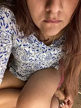 Varonicababy online show from November 2025 02:49:01 PM