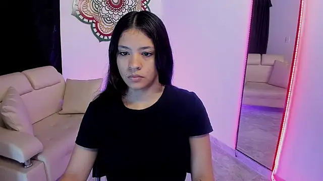 Snapshot of Candy_fox_19 chatting on March 2026 01:51:02 PM Candy fox 19 online show from March 2026 01:51:02 PM