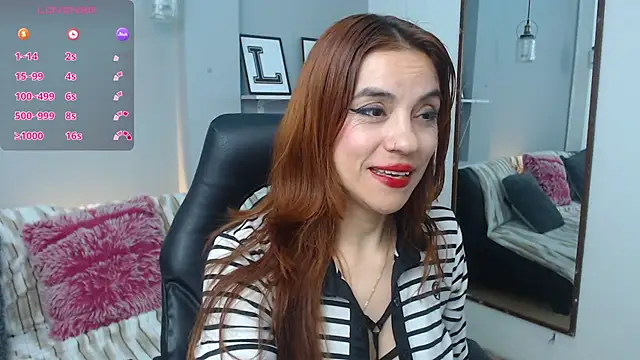 KendallWood  online show from May 2026 04:28:02 AM