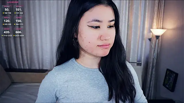 DebrahJungels online show from November 2025 08:26:01 AM