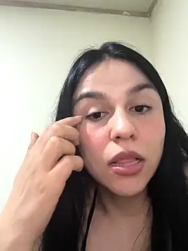 Daniela-rosee online show from May 2026 01:22:01 AM