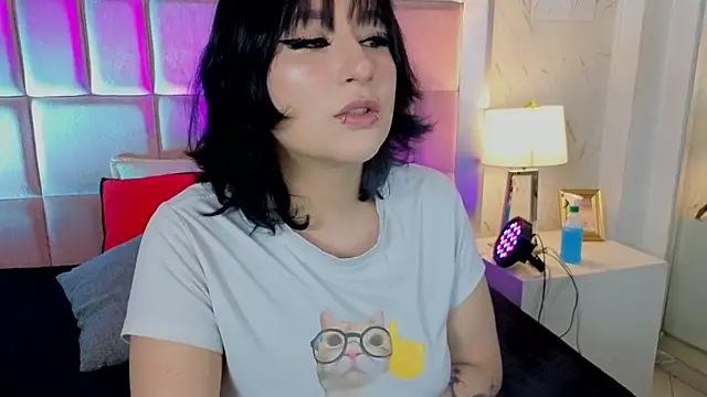 RobinBennett online show from July 2026 12:45:01 PM