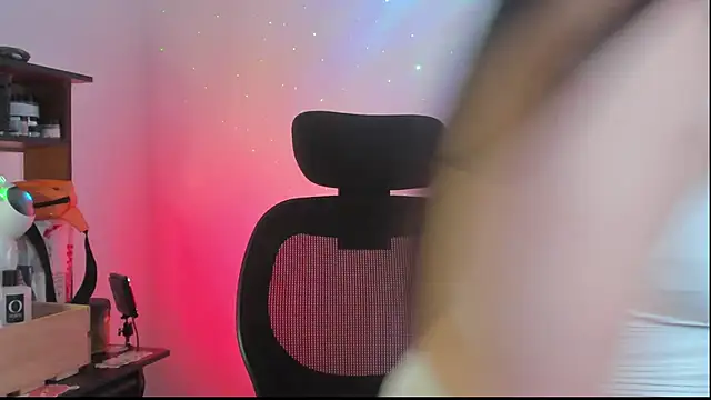 SofiaBermudez online show from October 2025 10:52:01 PM