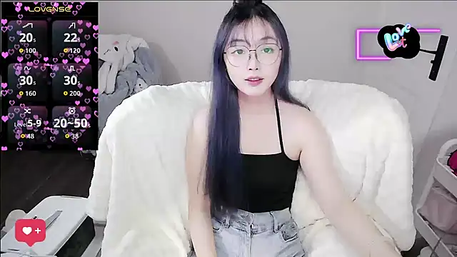 baby-yaya20 online show from November 2025 08:22:02 AM