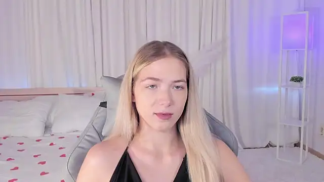 Susan Mimi online show from October 2025 04:53:02 AM