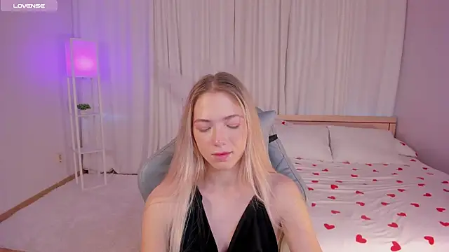 Susan Mimi online show from October 2025 01:50:01 AM