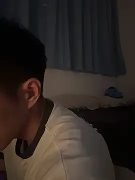 Snapshot of gooodboiii chatting on November 2025 02:38:01 PM gooodboiii online show from November 2025 02:38:01 PM