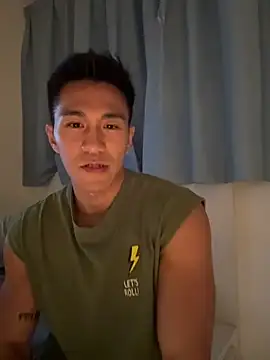 Snapshot of gooodboiii chatting on December 2025 04:48:01 PM gooodboiii online show from December 2025 04:48:01 PM