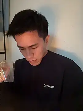 Snapshot of gooodboiii chatting on January 2026 03:06:01 PM gooodboiii online show from January 2026 03:06:01 PM