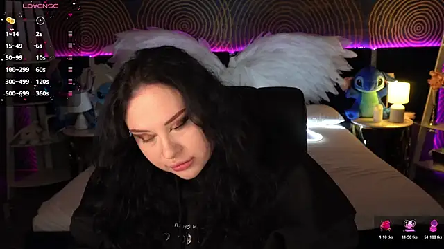 SerahMirabeli online show from November 2025 08:13:02 PM