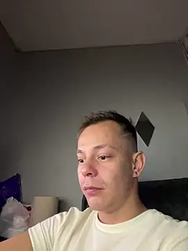 dimitryivanovv online show from September 2025 06:34:01 AM