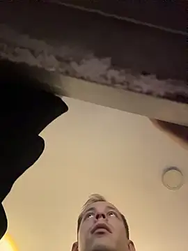 dimitryivanovv online show from November 2025 06:57:01 AM