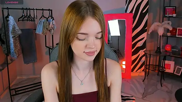 Snapshot of FlexyFox chatting on September 2025 08:39:02 AM FlexyFox online show from September 2025 08:39:02 AM