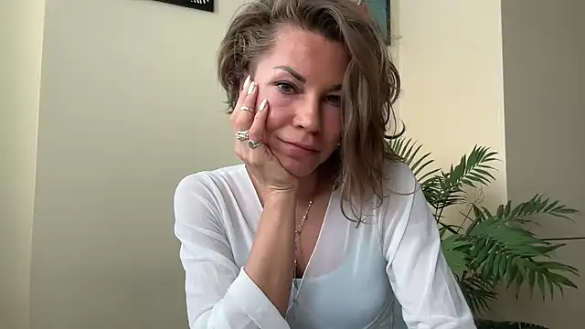 Norielii online show from July 2026 09:38:01 AM