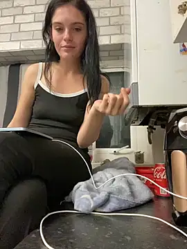 Camwithchlox online show from October 2025 11:44:02 PM