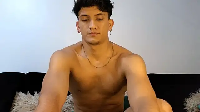 FitBoy Cris online show from July 2026 05:54:02 AM