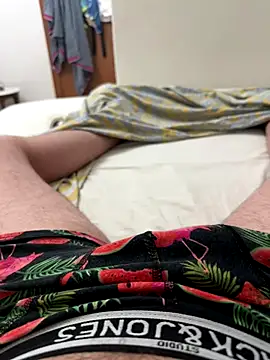 Snapshot of dicksmallll chatting on September 2025 11:15:02 PM dicksmallll online show from September 2025 11:15:02 PM