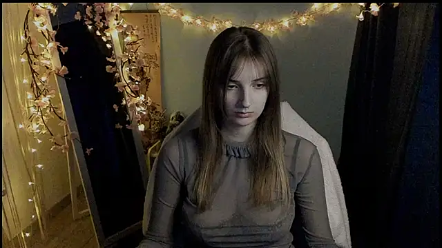 NeyliDream online show from March 2026 01:18:02 PM