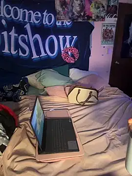 Snapshot of shortywidaphatty chatting on October 2025 10:13:01 AM shortywidaphatty online show from October 2025 10:13:01 AM