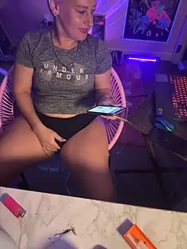 Snapshot of shortywidaphatty chatting on October 2025 10:04:01 AM shortywidaphatty online show from October 2025 10:04:01 AM