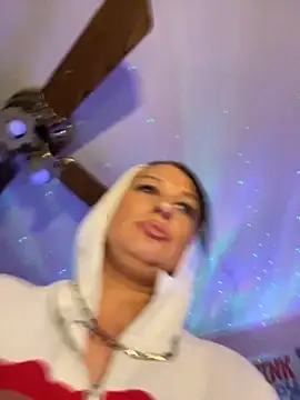 Snapshot of shortywidaphatty chatting on October 2025 01:51:02 PM shortywidaphatty online show from October 2025 01:51:02 PM