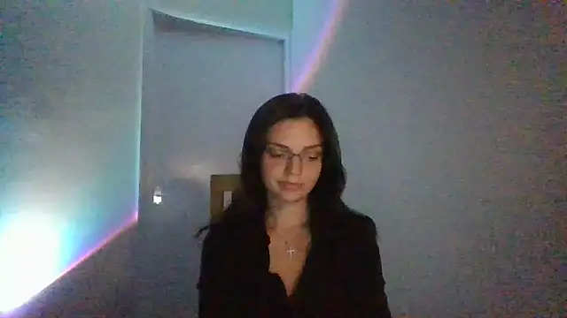Zerinaa online show from July 2026 09:11:01 PM