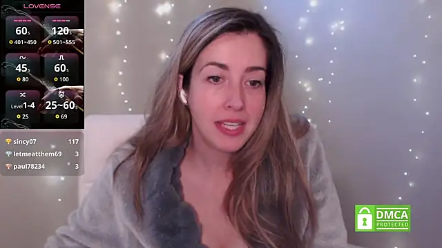 Snapshot of SuggestiveBehavior chatting on October 2025 02:05:01 PM SuggestiveBehavior online show from October 2025 02:05:01 PM