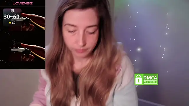 Snapshot of SuggestiveBehavior chatting on October 2025 01:23:02 PM SuggestiveBehavior online show from October 2025 01:23:02 PM