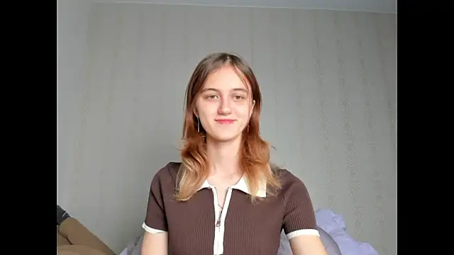 Snapshot of dreamy_pollyyy chatting on October 2025 07:25:01 PM dreamy pollyyy online show from October 2025 07:25:01 PM