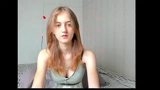 dreamy pollyyy online show from June 2026 05:28:01 AM