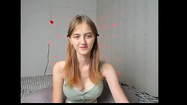 dreamy pollyyy online show from July 2026 07:31:01 PM