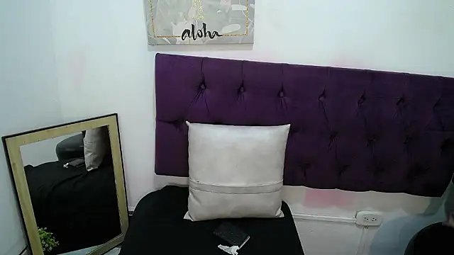 SofiaKitty-love online show from January 2026 06:53:02 PM