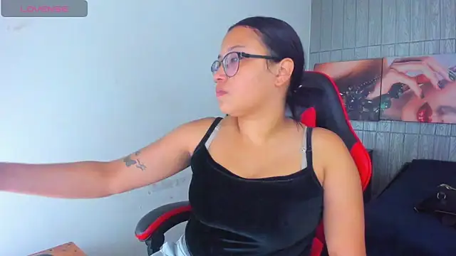 susan mooree online show from April 2026 08:17:02 PM