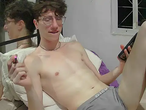 HeiRique online show from November 2025 06:15:02 AM