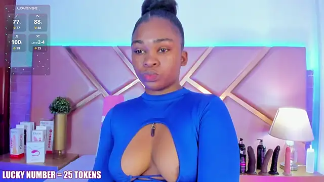 SophieSinclair online show from February 2026 12:44:02 PM