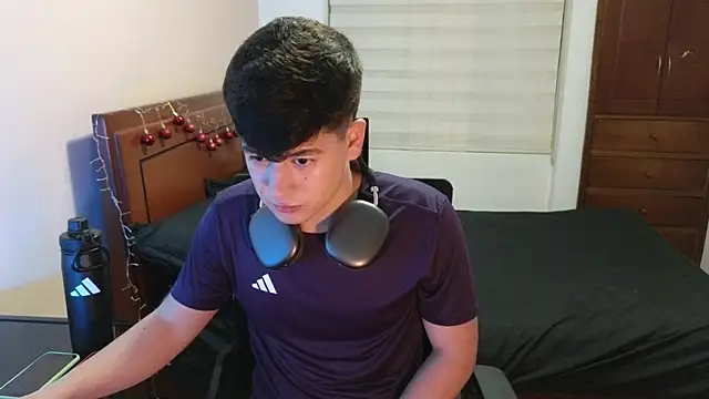 Snapshot of tightncuteass chatting on November 2025 11:36:02 PM tightncuteass online show from November 2025 11:36:02 PM