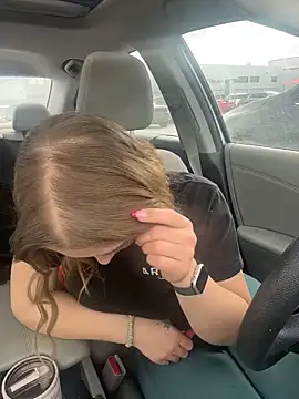 Snapshot of AllesandraLove chatting on February 2026 04:46:01 PM AllesandraLove online show from February 2026 04:46:01 PM