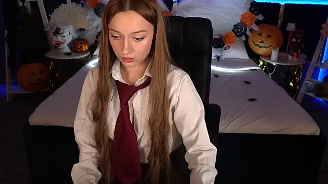 Snapshot of FoxyMayy chatting on November 2025 09:28:01 PM FoxyMayy online show from November 2025 09:28:01 PM