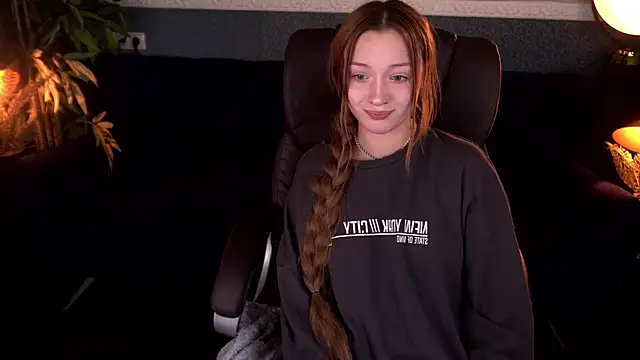 Snapshot of FoxyMayy chatting on November 2025 03:16:02 PM FoxyMayy online show from November 2025 03:16:02 PM