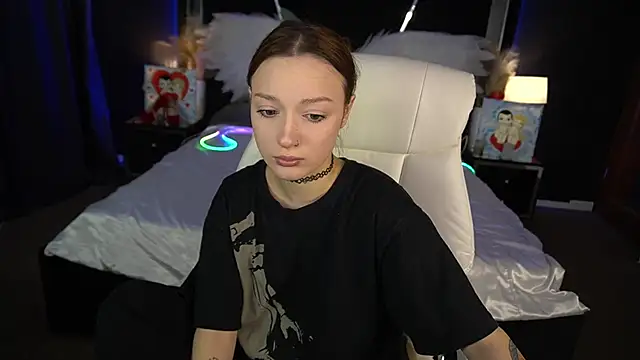 Snapshot of FoxyMayy chatting on February 2026 01:55:01 PM FoxyMayy online show from February 2026 01:55:01 PM